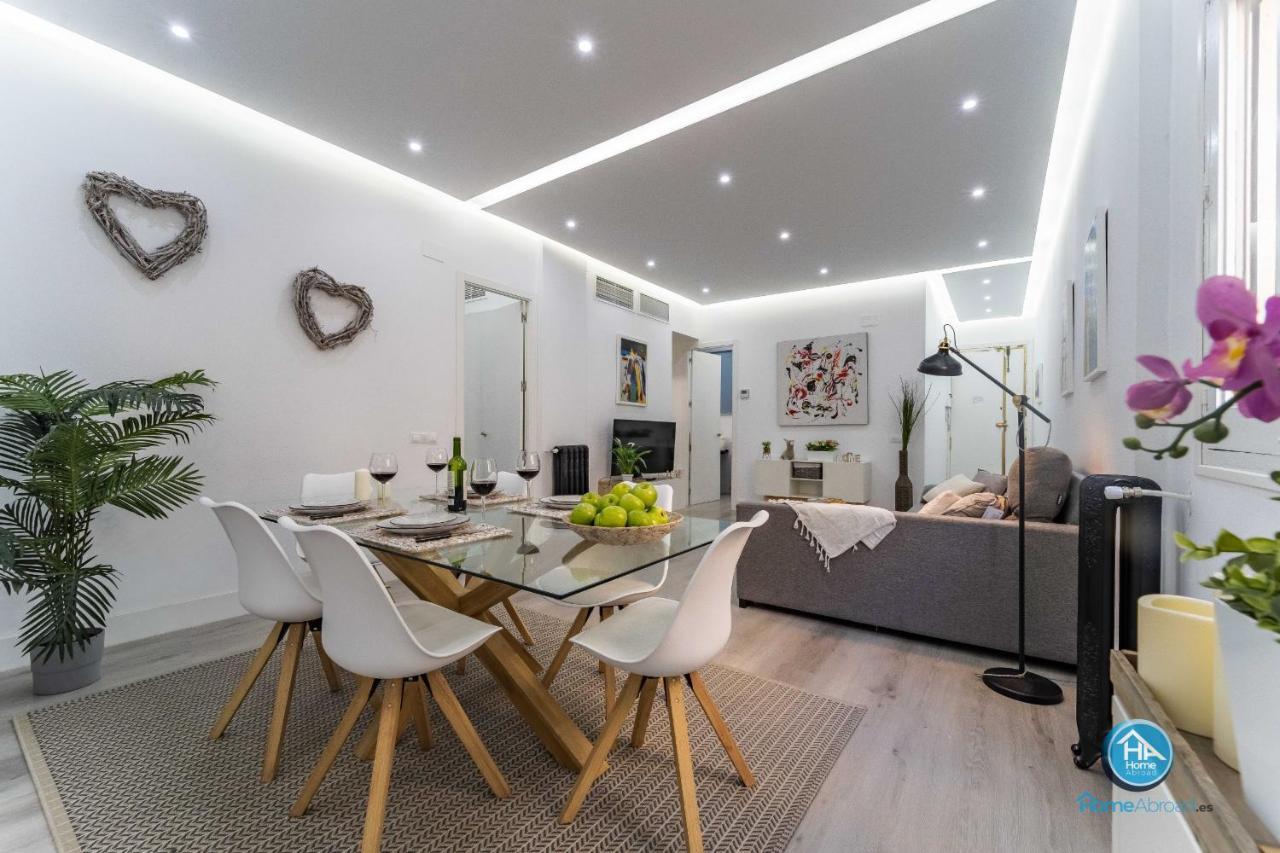 Modern Boutique Stay In The Heart Of Madrid Exterior foto